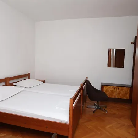 Dinka Apartman