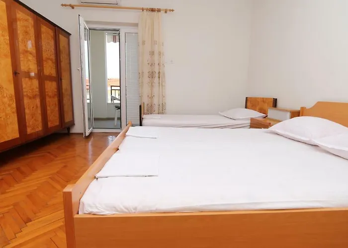 Dinka Apartman *